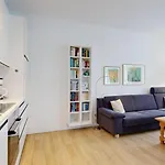Strandblick In Binz, Direkt Am Mit Balkon Und Seitlichem Meerblick *