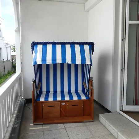 Strandblick In Binz, Fewos Direkt Am Mit Balkon Und Teilweise Mit Meerblick *