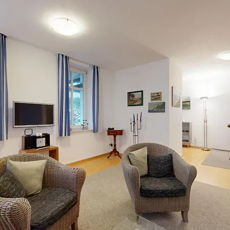 Strandblick In Binz, Fewos Direkt Am Mit Balkon Und Teilweise Mit Meerblick Apartment