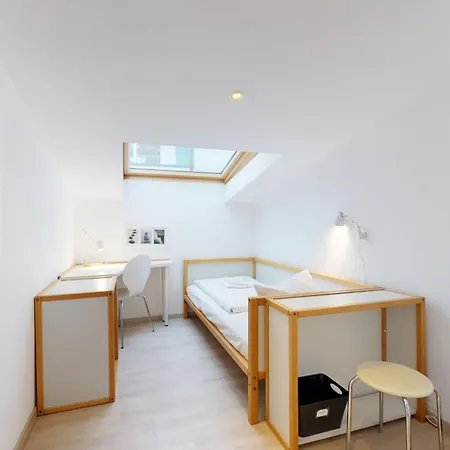 Apartamento Villa Strandblick In Binz, Fewo Direkt Am Strand Mit Balkon Und Seitlichem Meerblick Binz