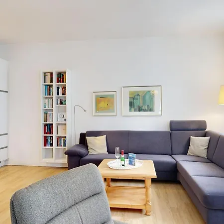 Apartment Strandblick In Binz, Fewos Direkt Am Mit Balkon Und Teilweise Mit Meerblick