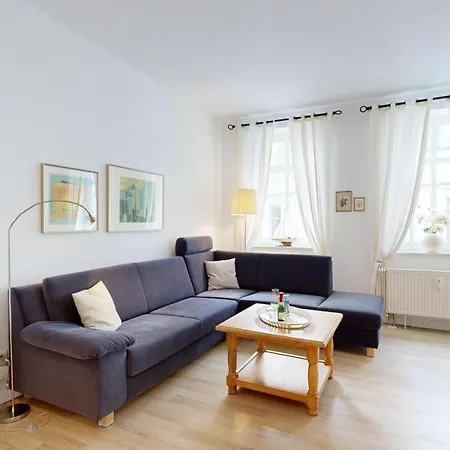 Strandblick In Binz, Direkt Am Mit Balkon Und Seitlichem Meerblick *