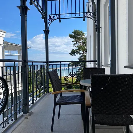 Daire Strandblick In Binz, Direkt Am Mit Balkon Und Seitlichem Meerblick Binz